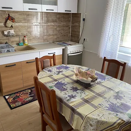 Karoly Vendeghaz Hévíz